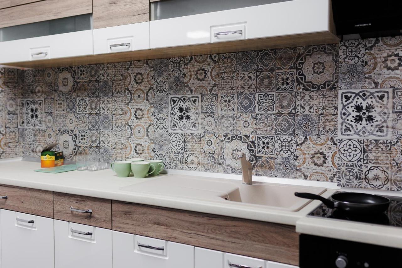 Plaza Apartment ซาตูมาเร ภายนอก รูปภาพ