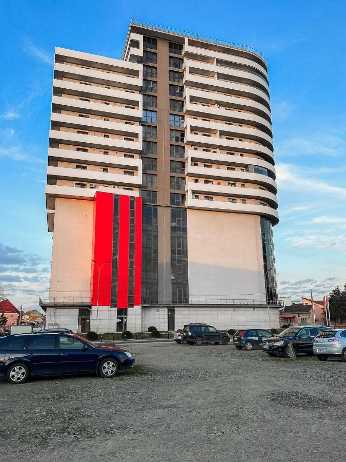 Plaza Apartment ซาตูมาเร ภายนอก รูปภาพ